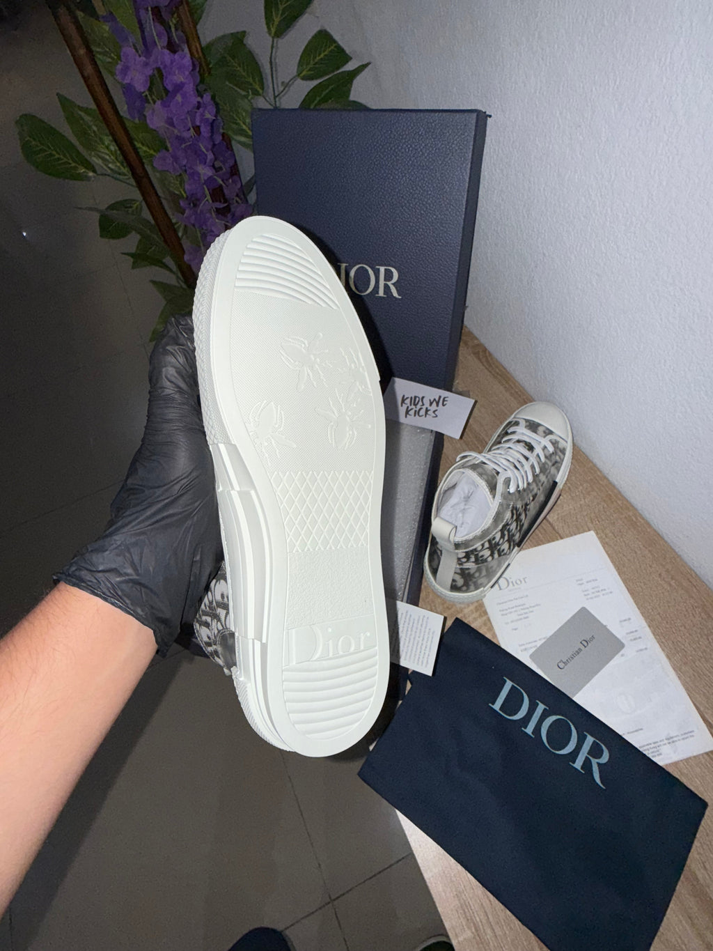 Dior B23
