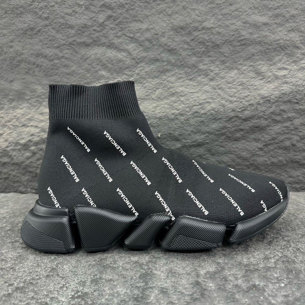 Balenciaga Speed 2.0 Logo