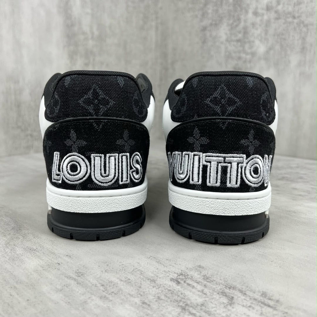 Louis Vuitton Trainer Black 2.0