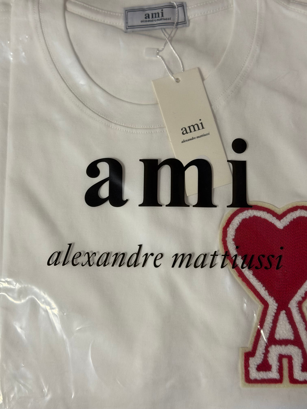 Ami paris de coeur en rojo