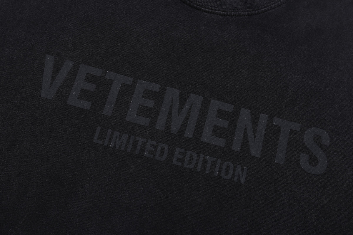 VETEMENTS
