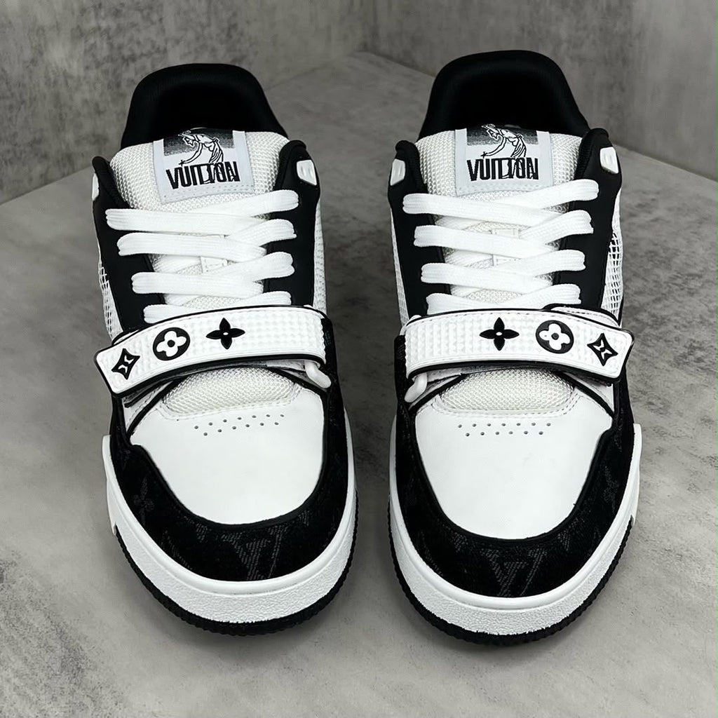 Louis Vuitton Trainer Black 2.0