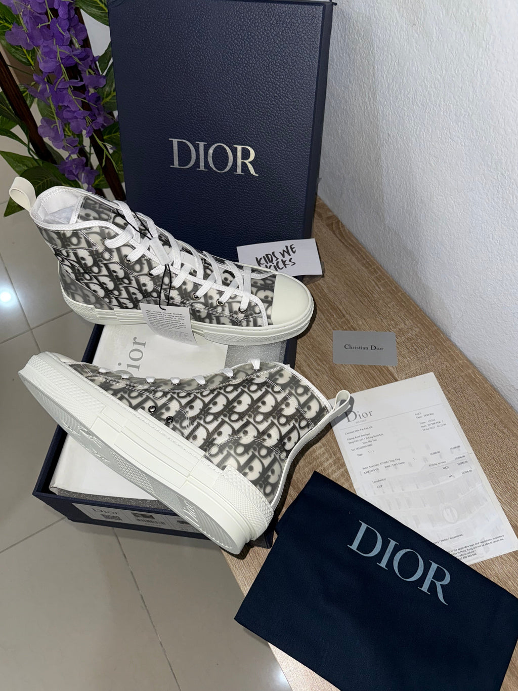 Dior B23