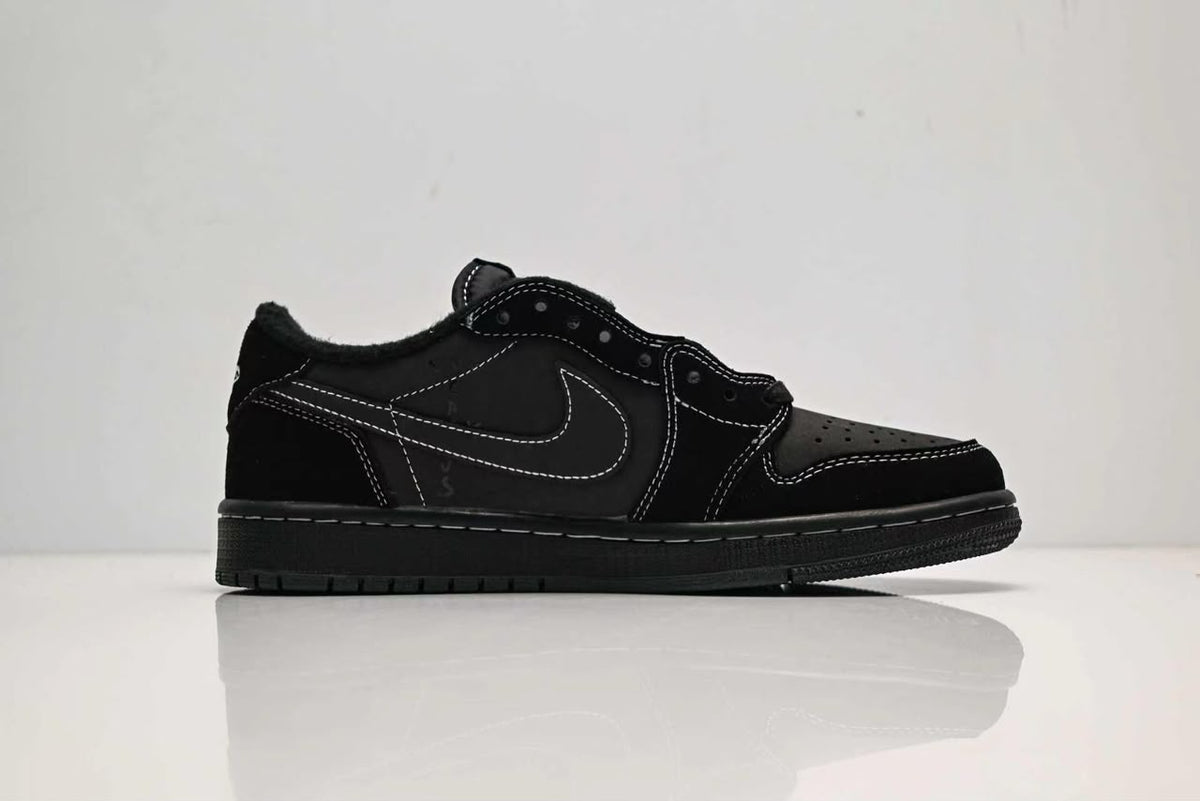 Air Jordan 1 Low OG SP x Travis Scott "Black Phantom",