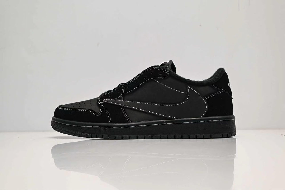 Air Jordan 1 Low OG SP x Travis Scott "Black Phantom",