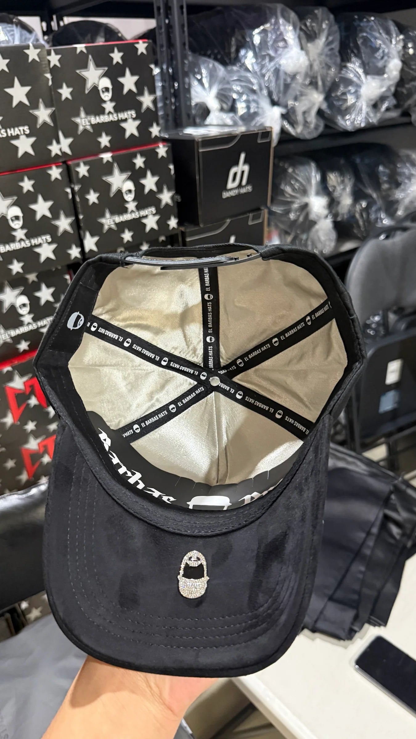 Barbas Hats 77