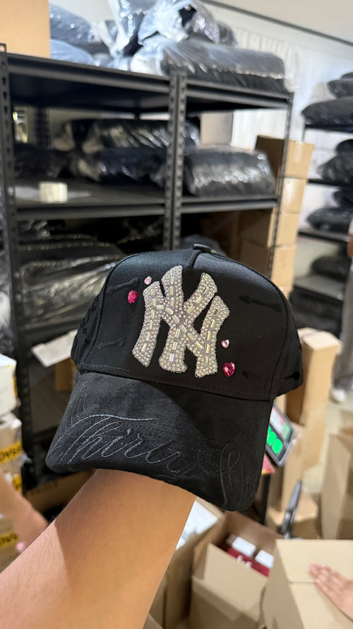 31 hats- love struck