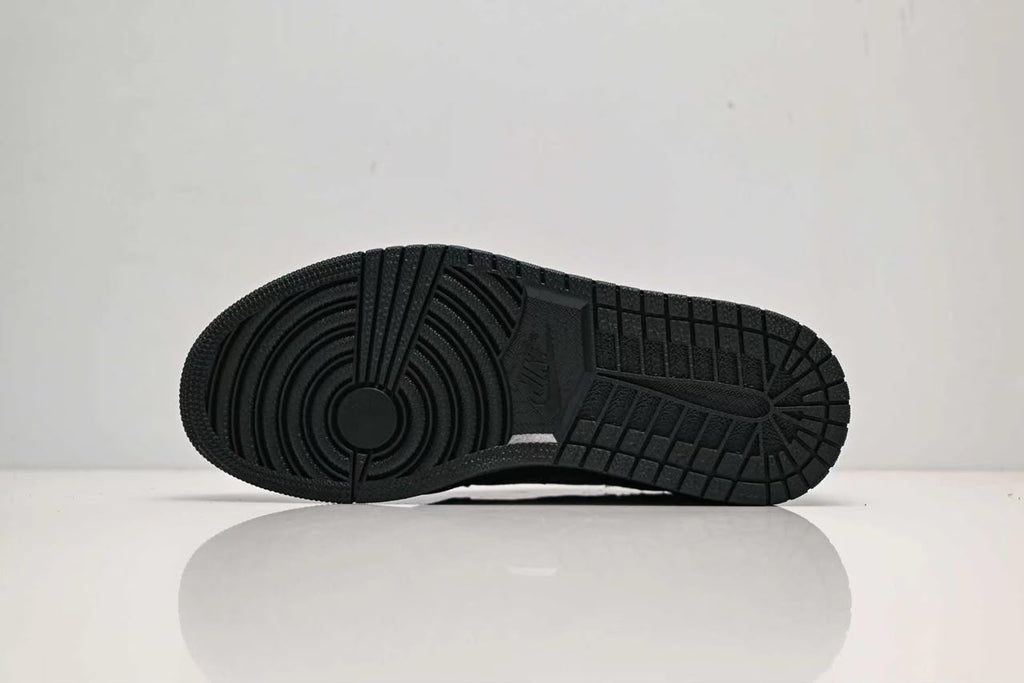 Air Jordan 1 Low OG SP x Travis Scott "Black Phantom",
