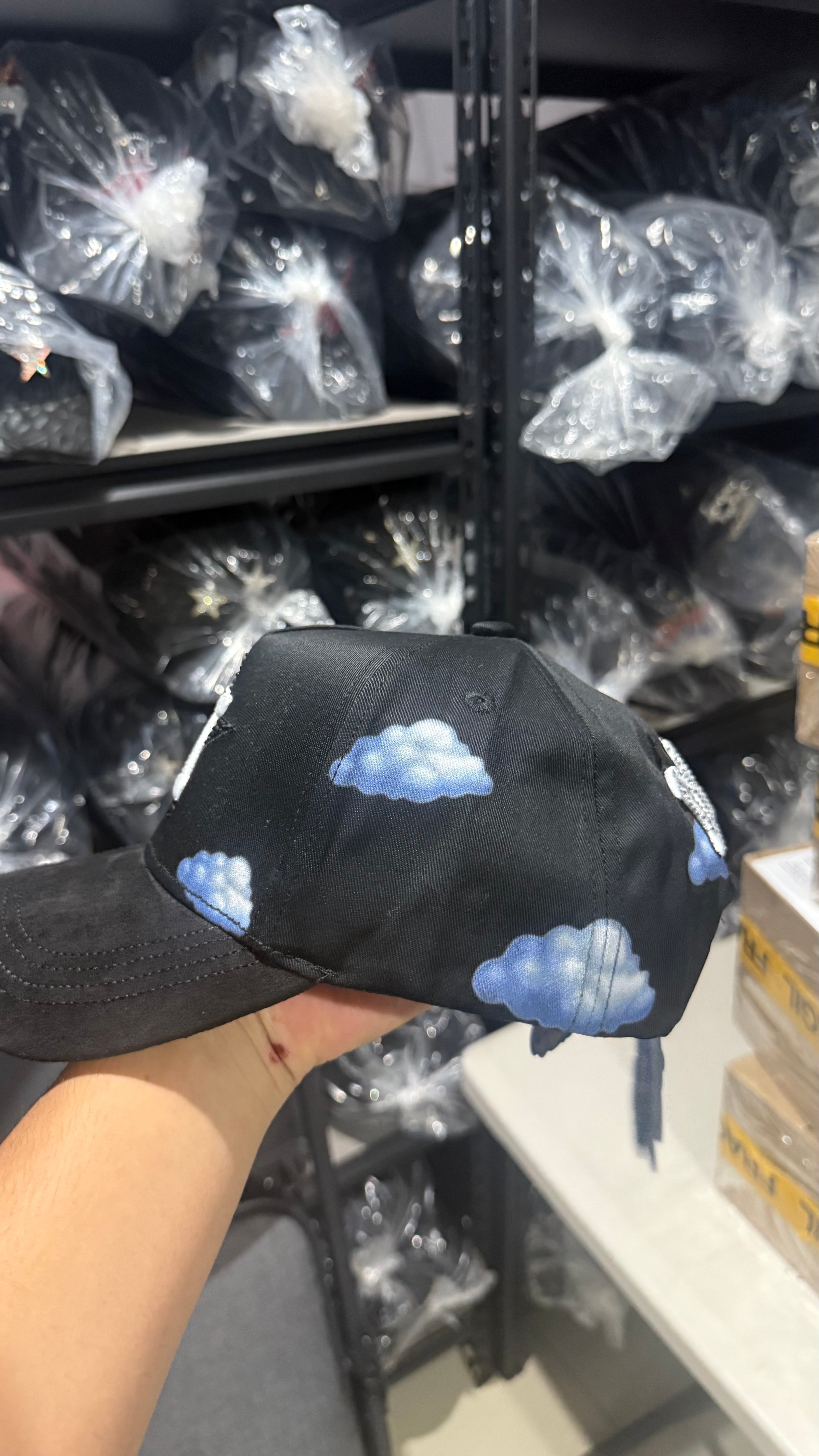 Dandy Hats “Días Nublados"