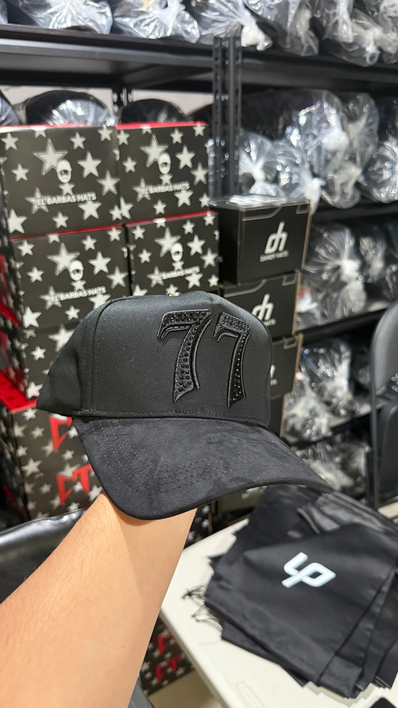 Barbas Hats 77