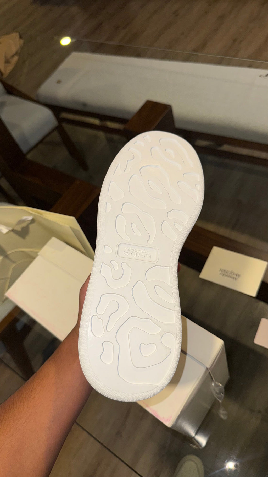 Alexander McQueen white/black