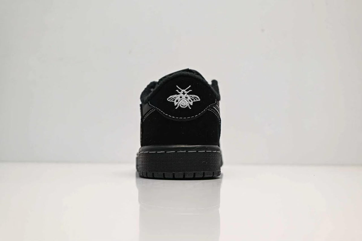 Air Jordan 1 Low OG SP x Travis Scott "Black Phantom",