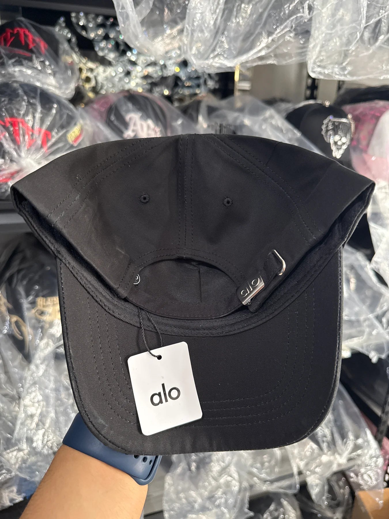 alo Black